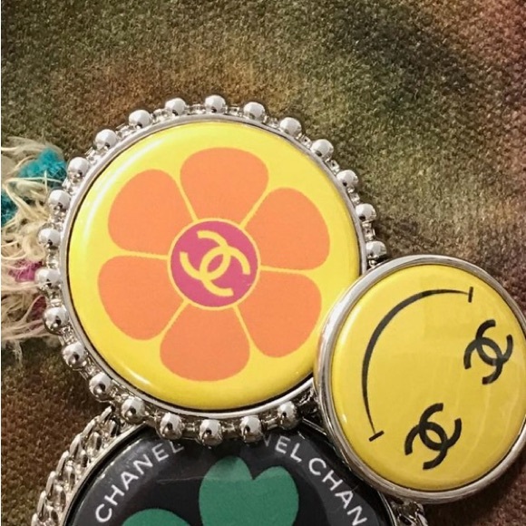 Chanel Limited Edition Multicolor Graffiti Canvas On The Pavements Messenger Bag - Picture 7 of 7